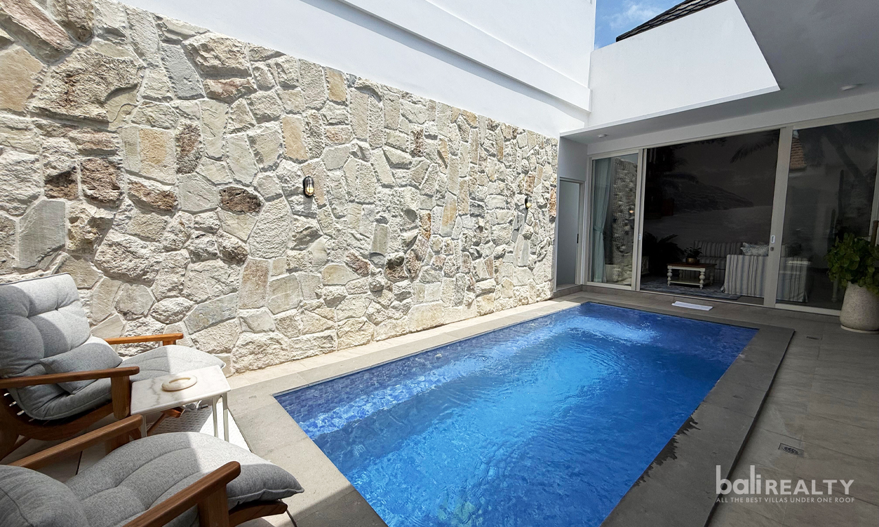 Brand New 2-Bedroom Villa for Rent in Berawa, Canggu 3018 — image 1