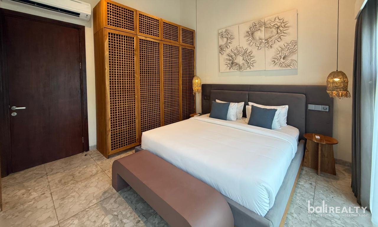Fully Furnished 2-Bedroom Leasehold Villa with Private Pool in Berawa, Canggu — image 9