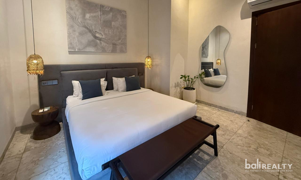 Fully Furnished 2-Bedroom Leasehold Villa with Private Pool in Berawa, Canggu — image 11