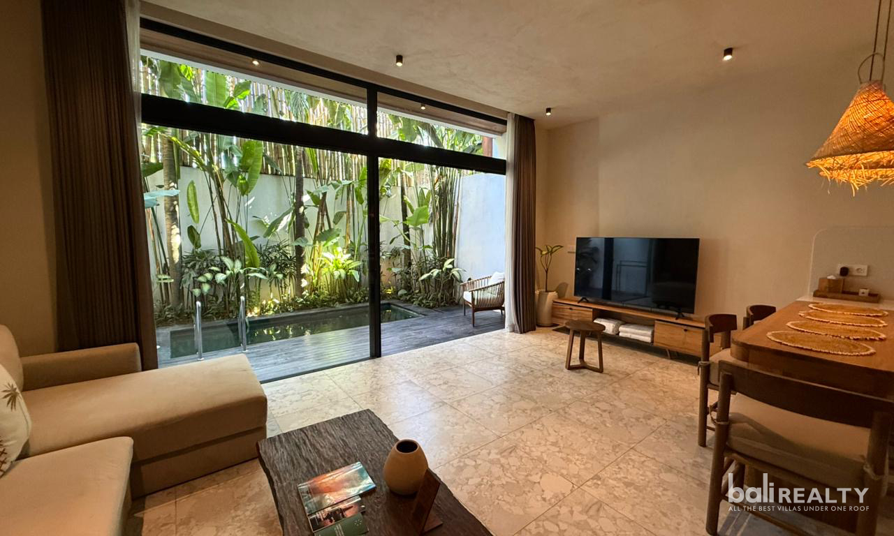 Fully Furnished 2-Bedroom Leasehold Villa with Private Pool in Berawa, Canggu — image 1