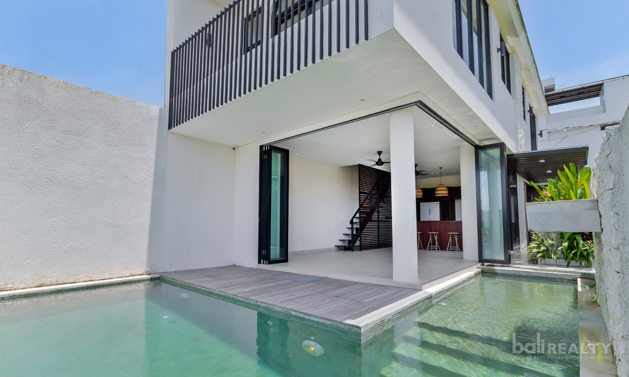 Cemagi Beachside: Two-Bedroom Villa with additional 150 sqm vacant land. Just 200 meters from the Beach!