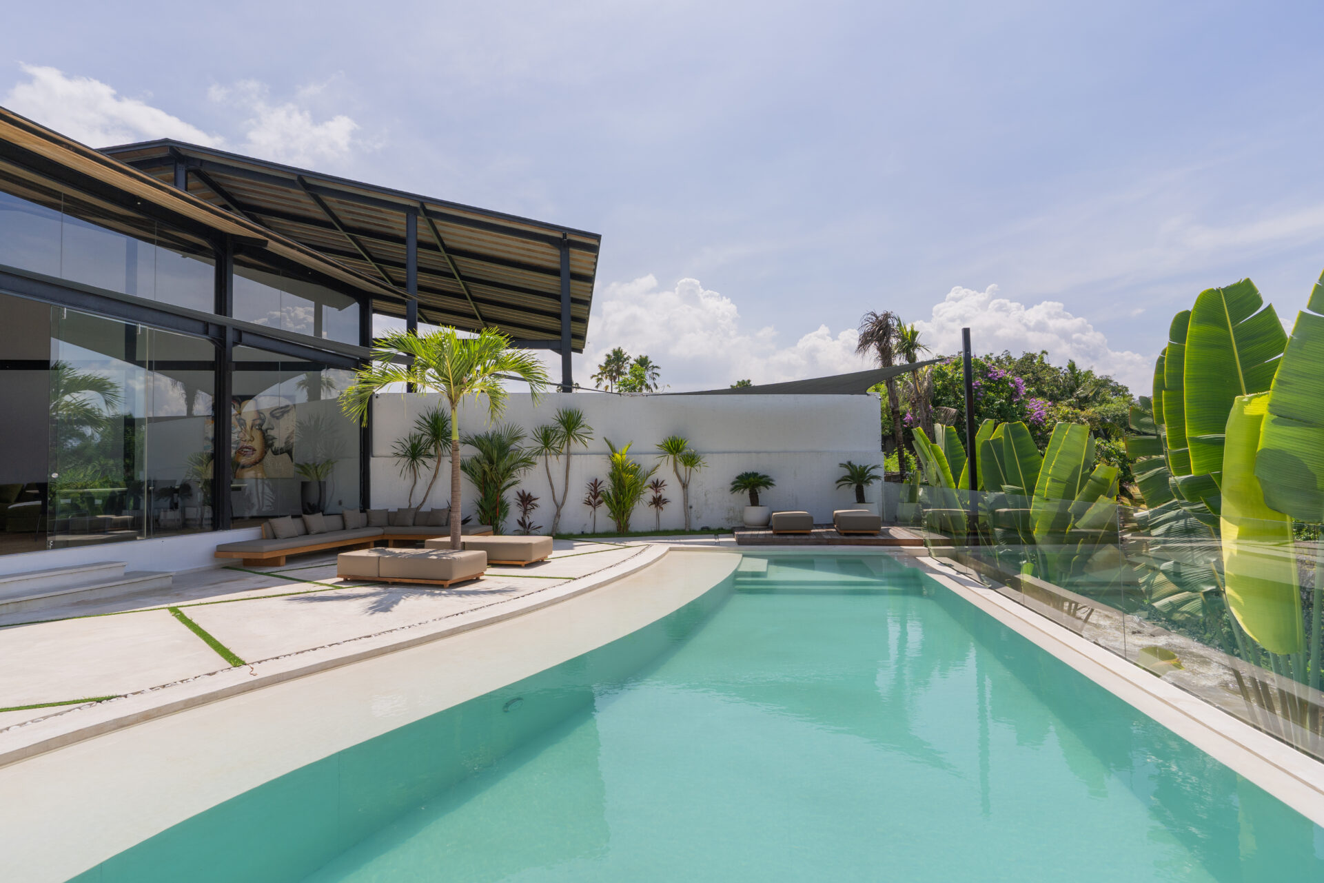 Modern Industrial 3-Bedroom Riverside Villa for Rent in Umalas — image 8