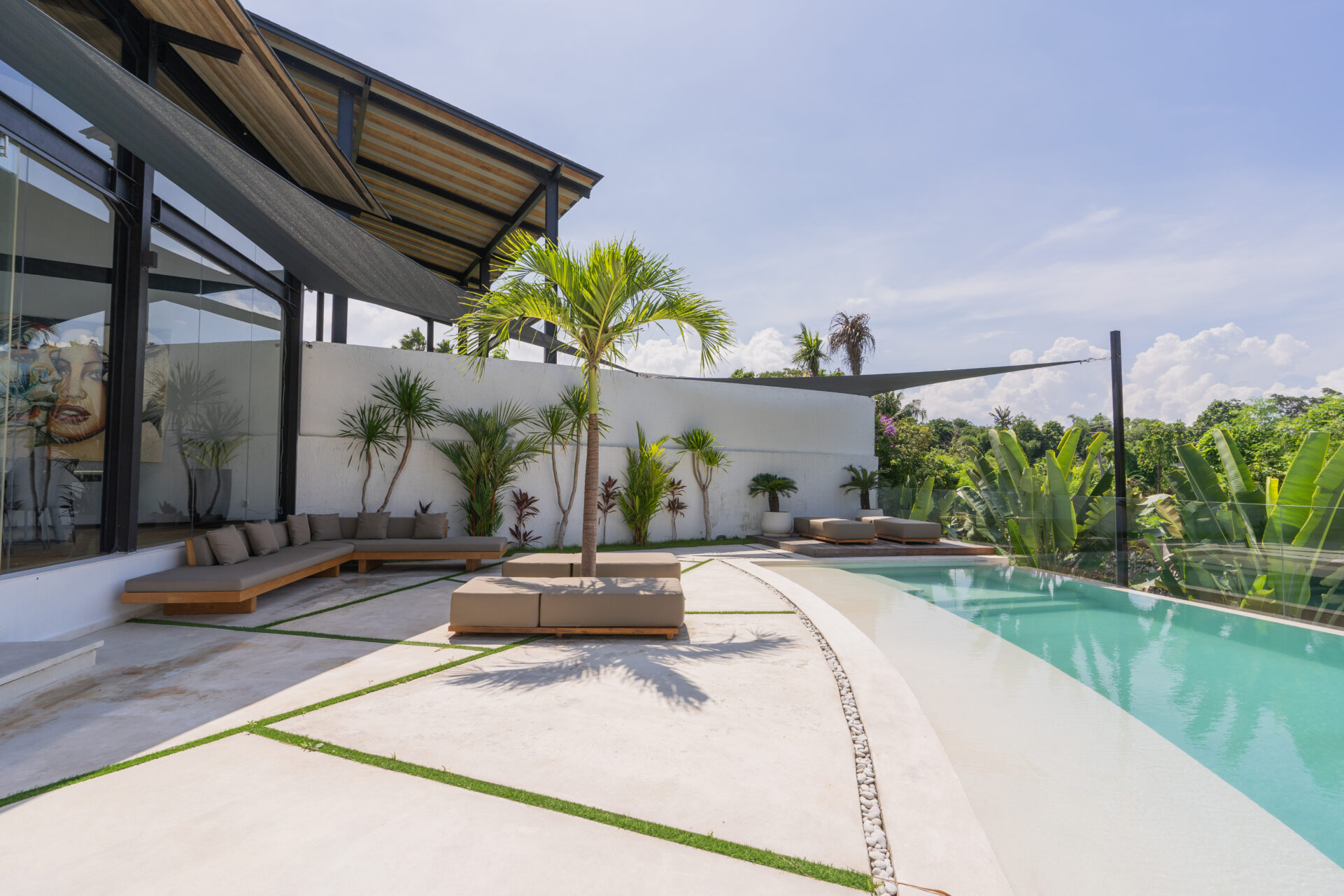Modern Industrial 3-Bedroom Riverside Villa for Rent in Umalas — image 4