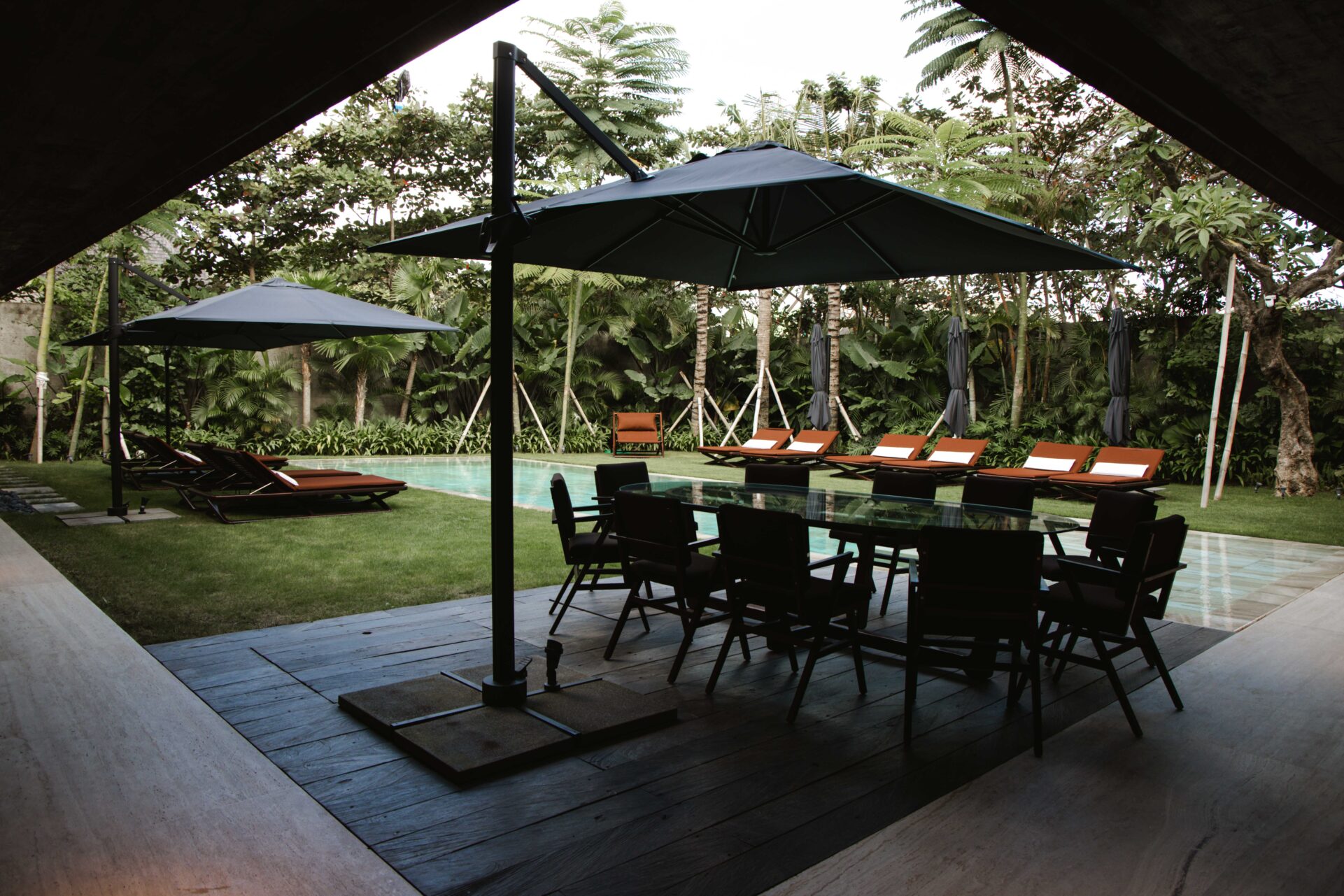 Exceptional 6-Bedroom Villa for Yearly Rental in Umalas — image 4