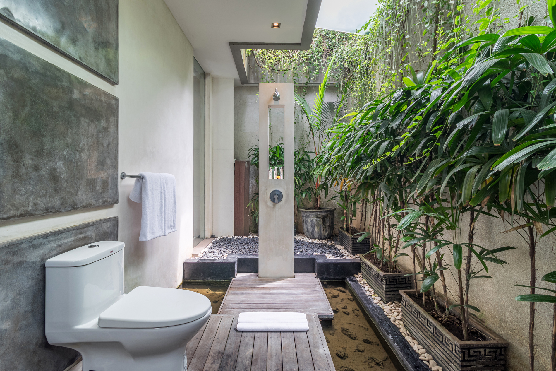 Villa Banyu, 4 bedroom villa for 8 guest, Seminyak, Bali — image 9