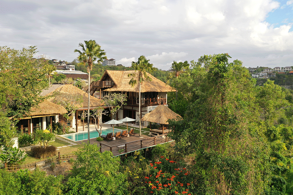 Villa Grasshopper in Jimbaran — image 1
