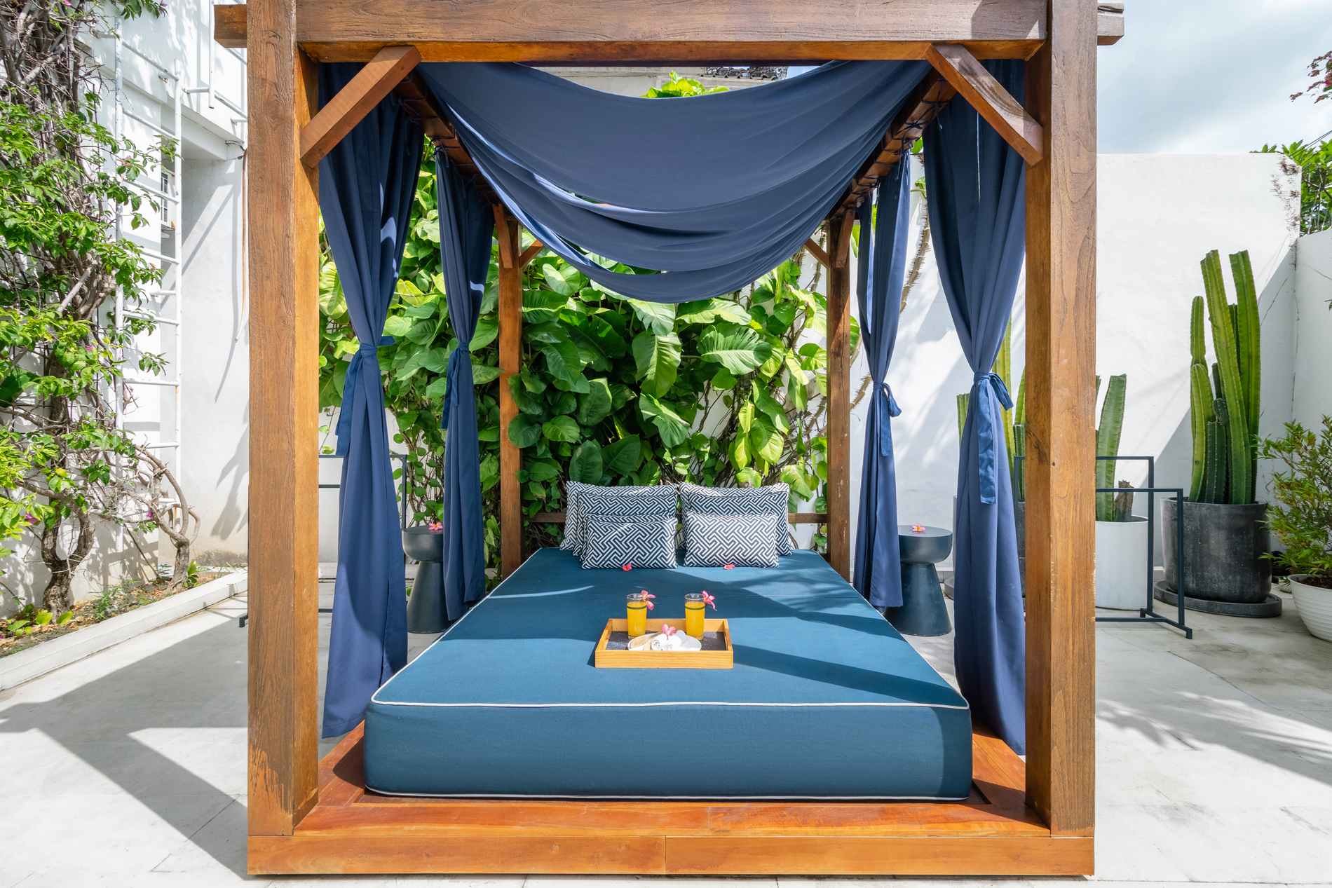 Villa Pintu Biru ~ Asia Holiday Retreats, Luxury Villas. Handpicked by Experts — image 17
