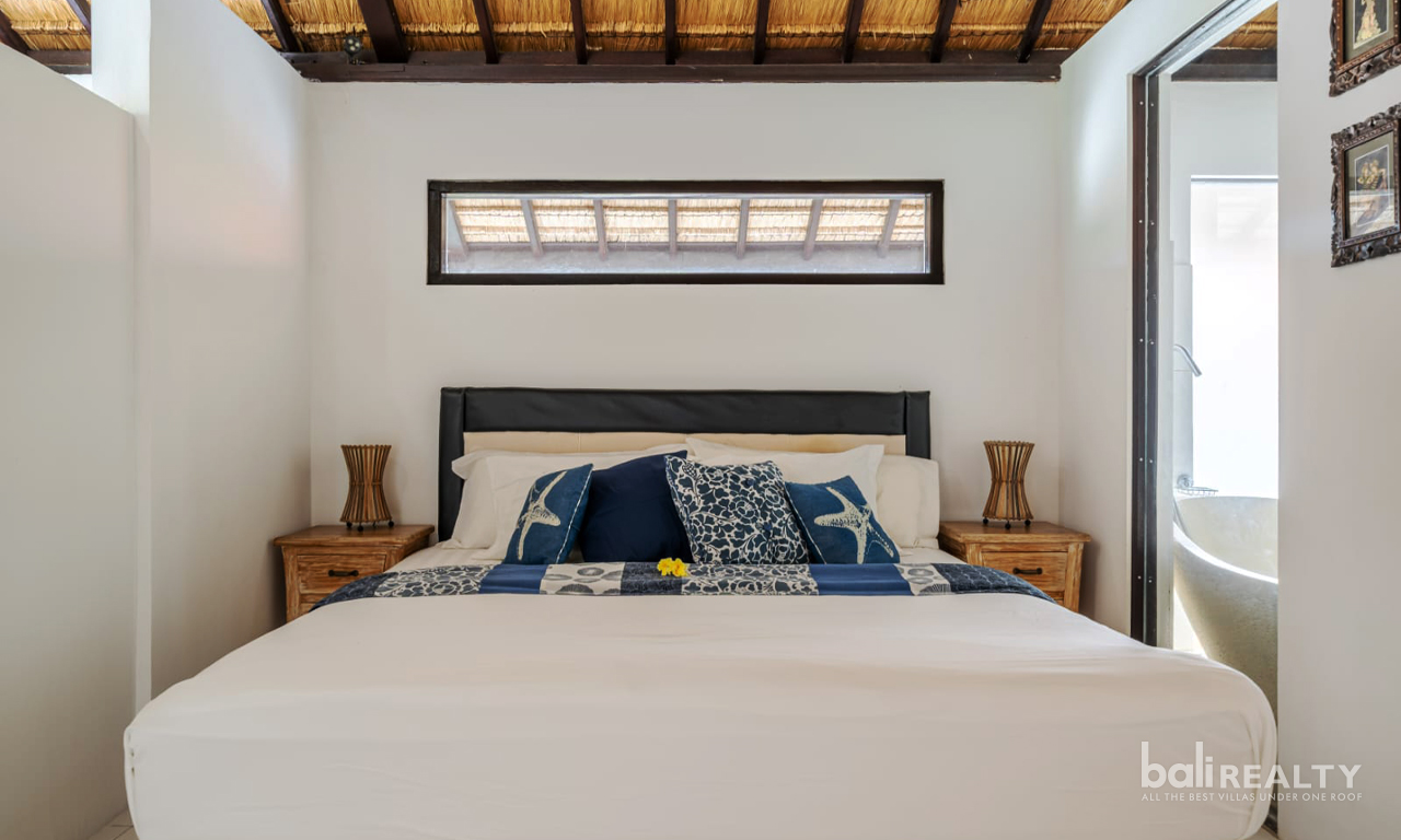 Monthly and Yearly Rental Available: Homey Two-Bedroom Villa in Jimbaran — image 12
