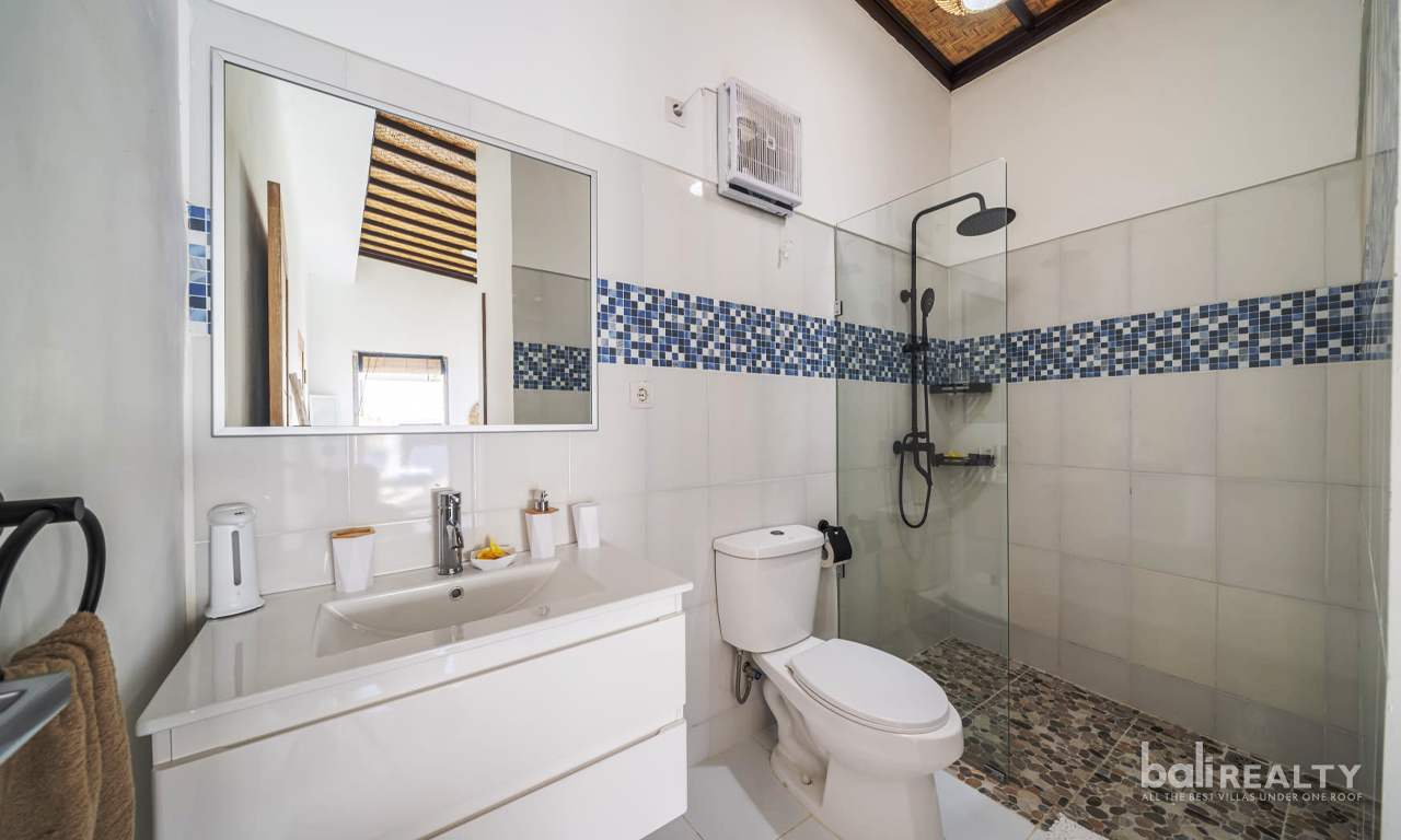 Monthly and Yearly Rental Available: Homey Two-Bedroom Villa in Jimbaran — image 15