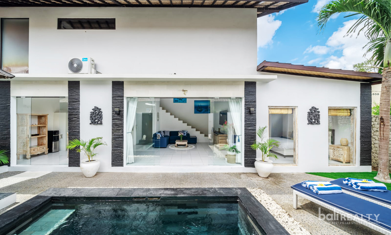 Monthly and Yearly Rental Available: Homey Two-Bedroom Villa in Jimbaran — image 2
