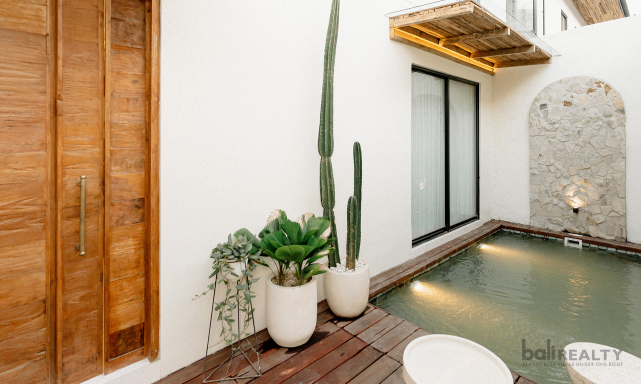 Bohemian-Style: Two-Bedroom Villa, Fully Furnished with Long Lease in Seminyak