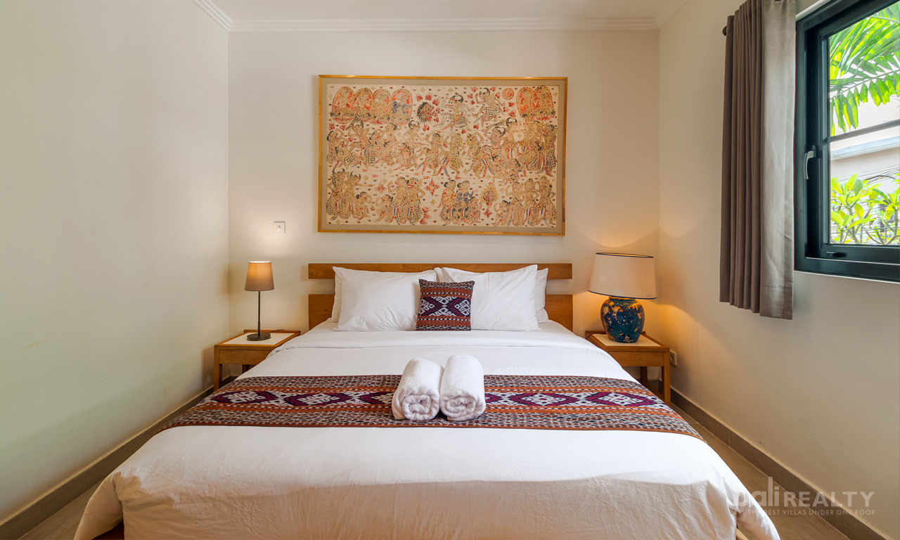 Contemporary Cozy Three-Bedroom Freehold Villa in the Seminyak Area — image 13