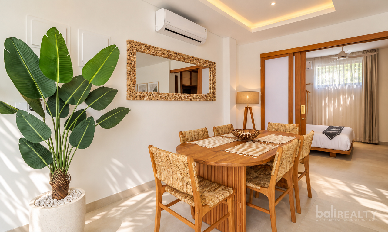 Four -Bedroom Villa in Prime Central Legian: Steps from Legian Beach – 2974 — image 3