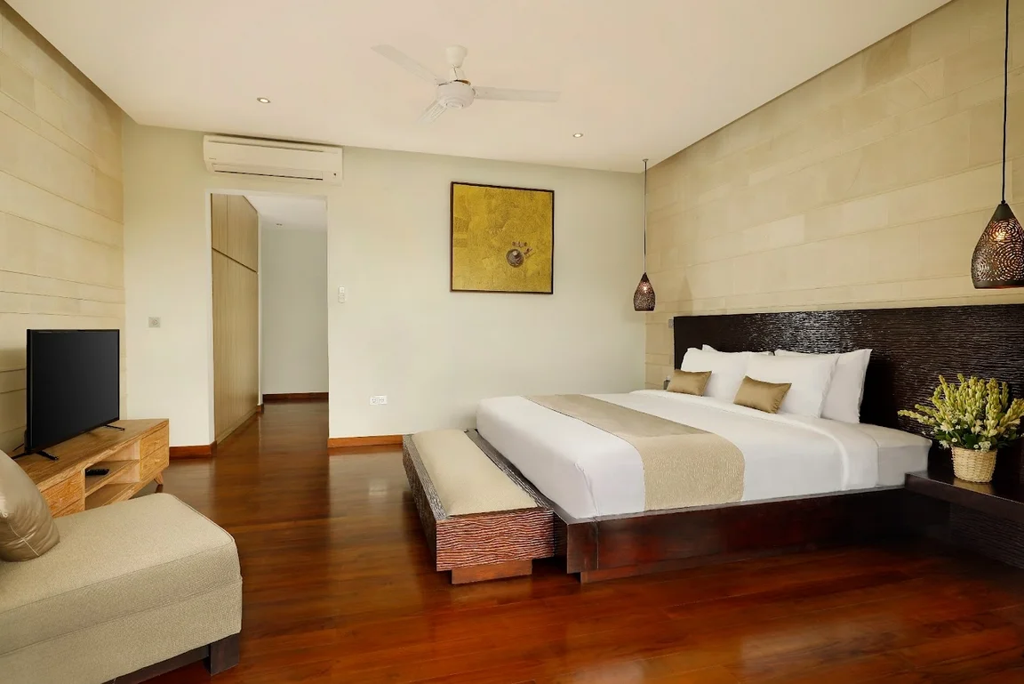 Luxurious 5-Bedroom Private Villa with Pool, Tropical Gardens in Seminyak — image 12