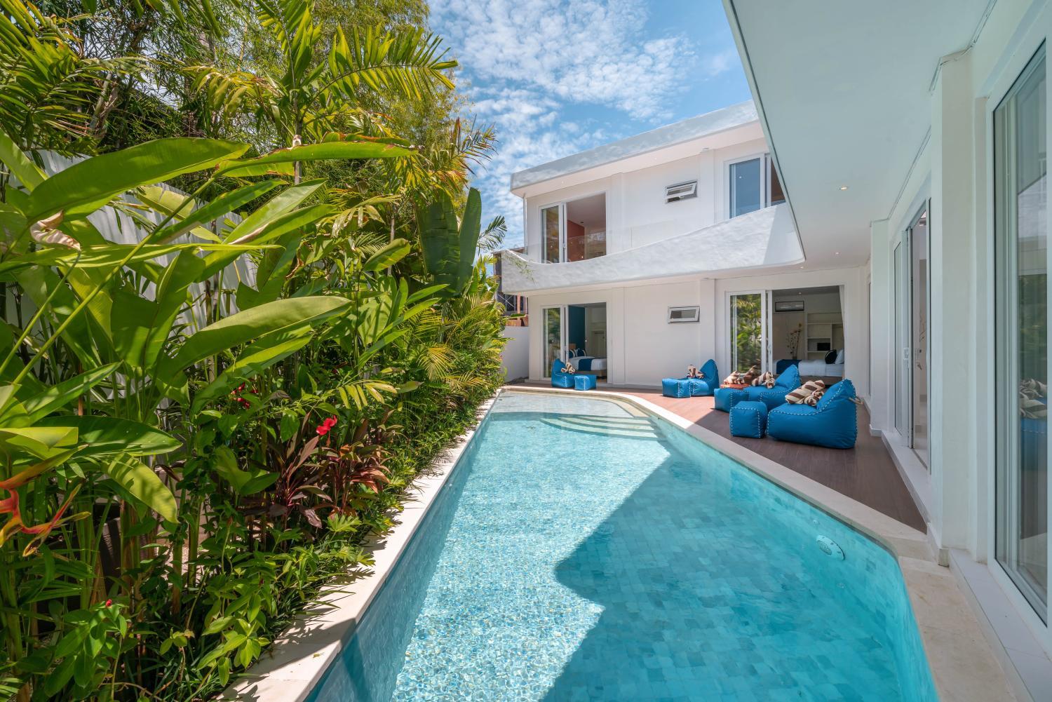 Modern 6-Bedroom Villa for Yearly Rent Near Berawa Beach — image 3