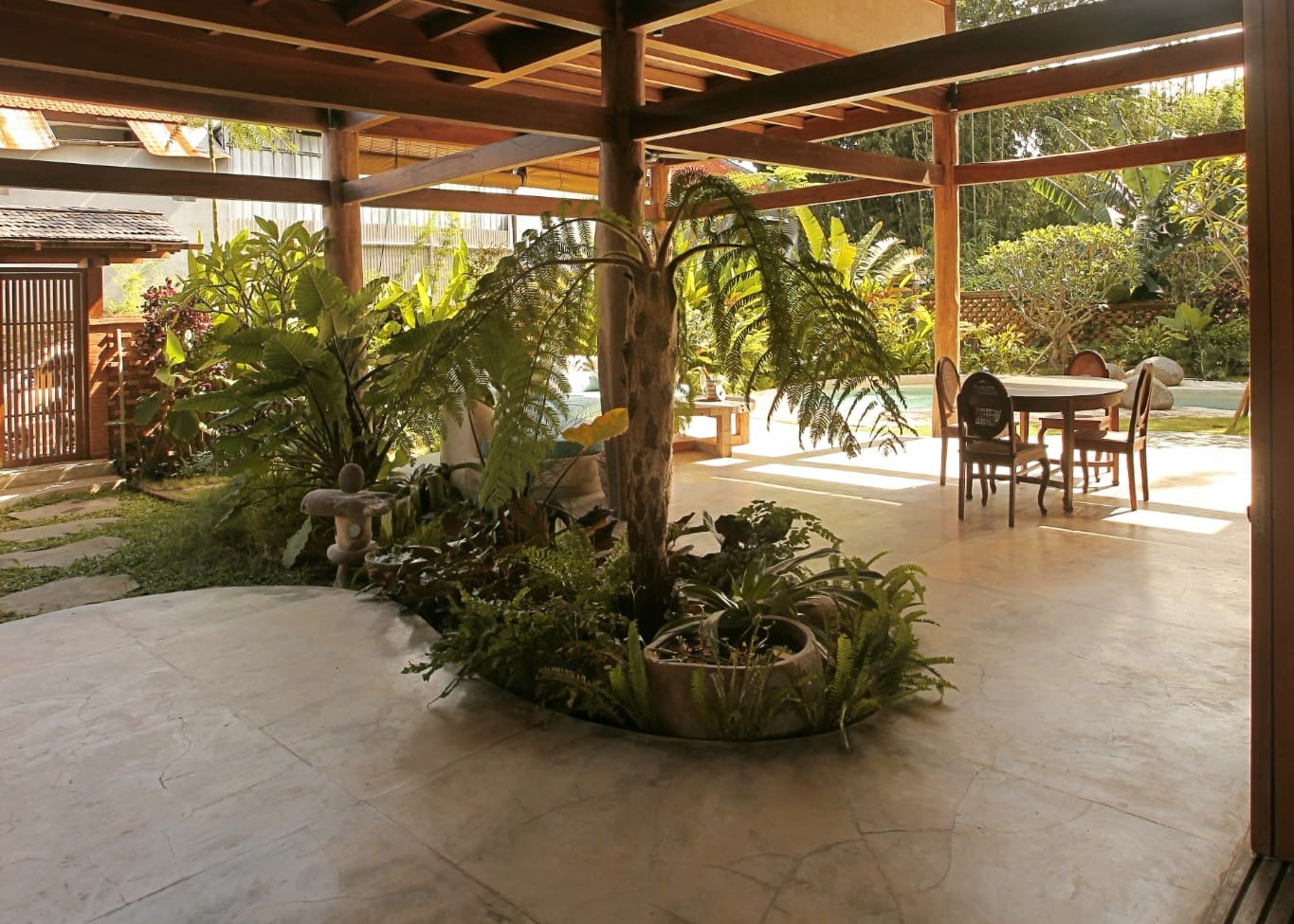 Nature-Integrated 4-Bedroom Tropical Villa for Yearly Rent in Ketewel — image 16