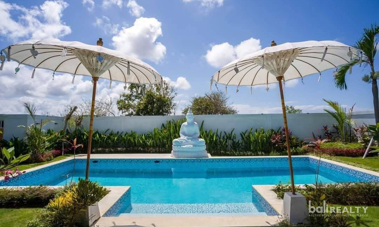 Charming Two-Bedroom Modern Balinese Villa with Tropical Garden for Yearly Rent – Nusa Dua 2976