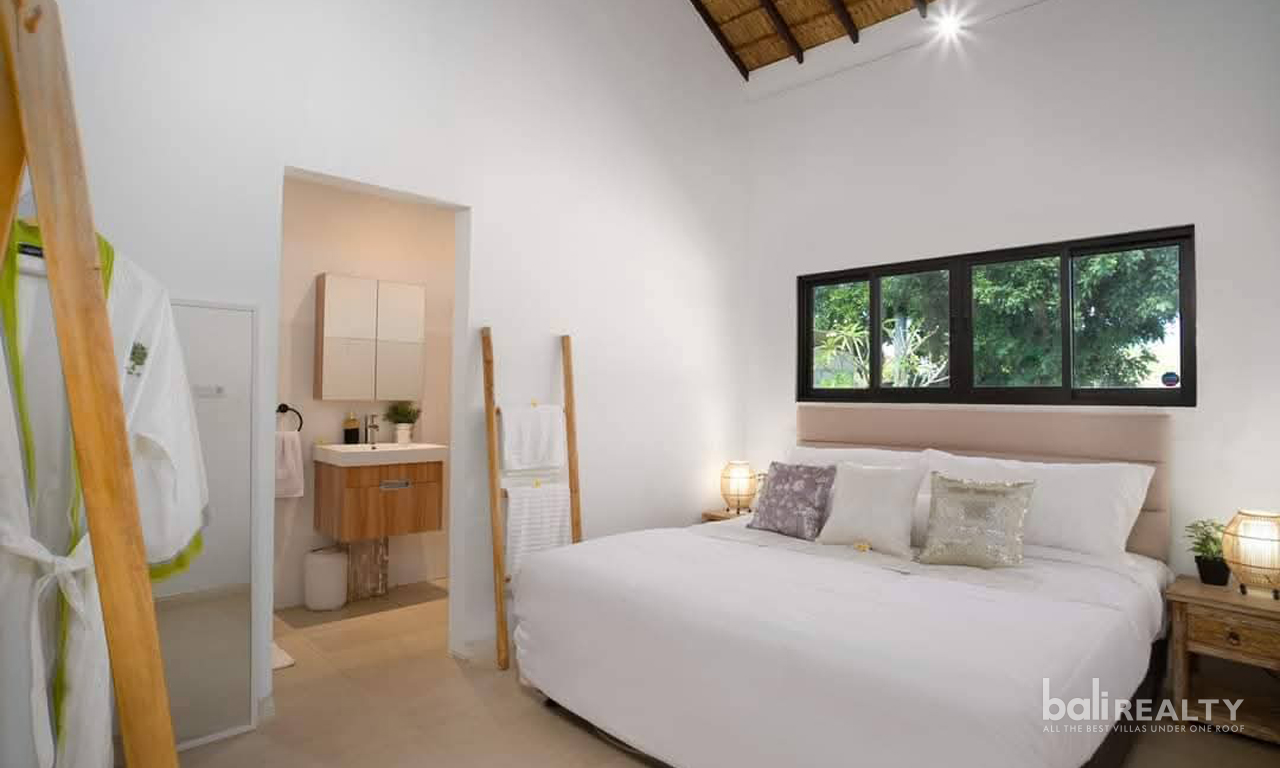Charming Two-Bedroom Modern Balinese Villa with Tropical Garden for Yearly Rent – Nusa Dua 2976 — image 10