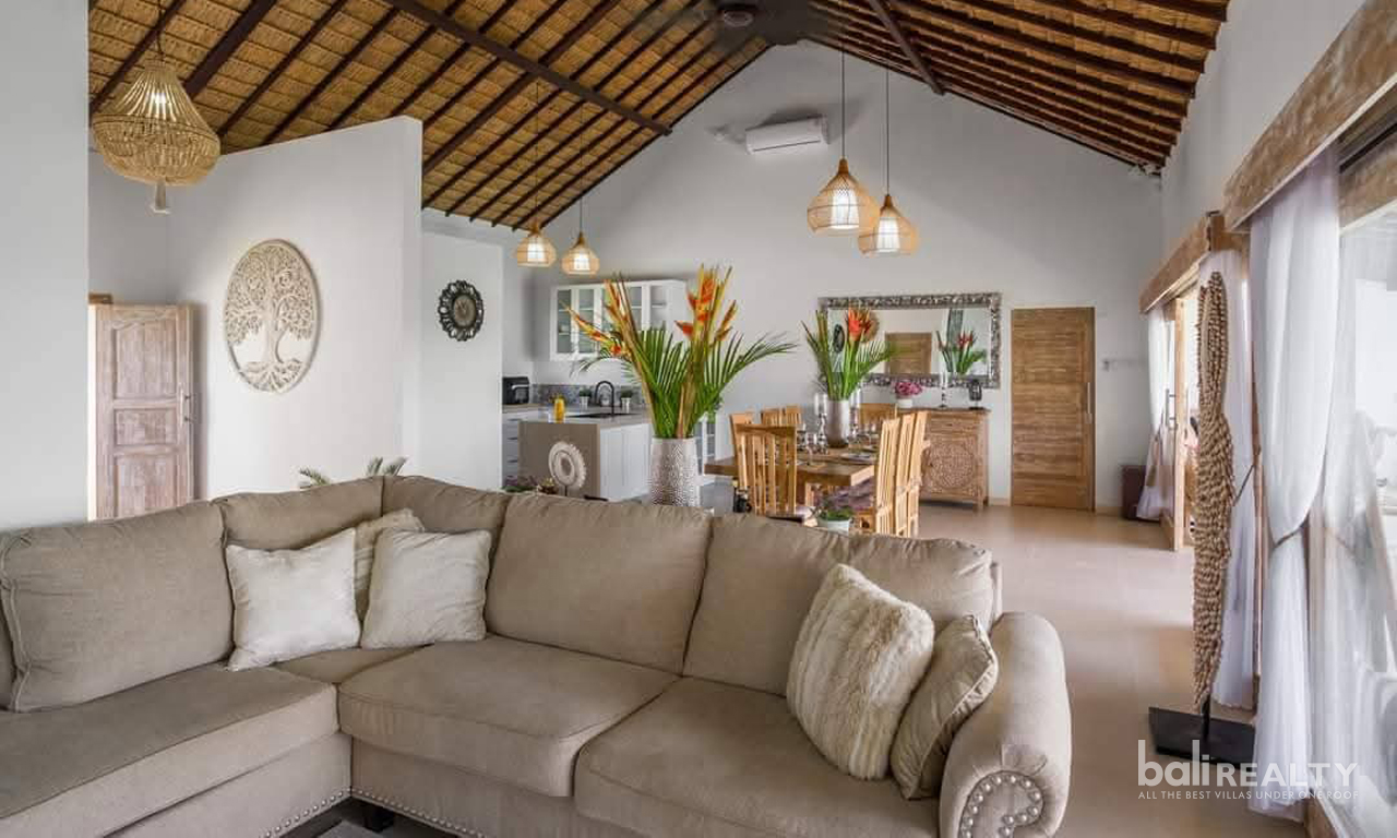 Charming Two-Bedroom Modern Balinese Villa with Tropical Garden for Yearly Rent – Nusa Dua 2976 — image 3