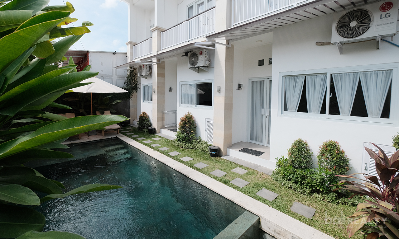 Three One-Bedroom Modern Apartment Townhouse-Style Units in Pererenan