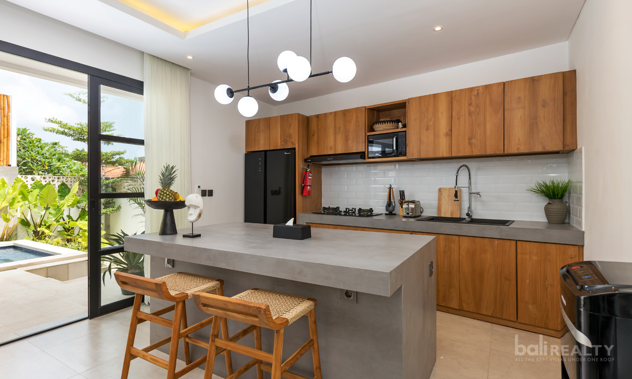 Move-In Ready Tropical Villa in Pererenan, Bali — image 9