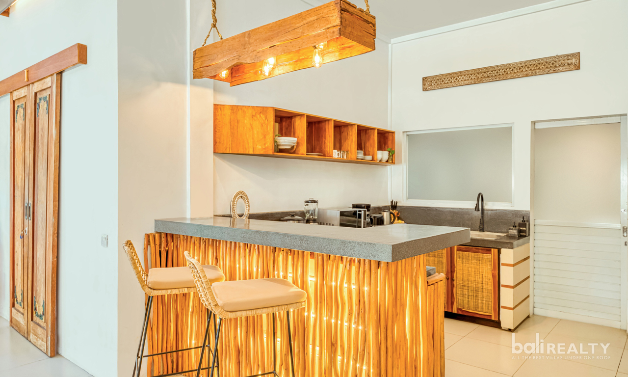 Family-Friendly Four-Bedroom Villa for Yearly Rent in Petitenget, Minutes from the Beach — image 8