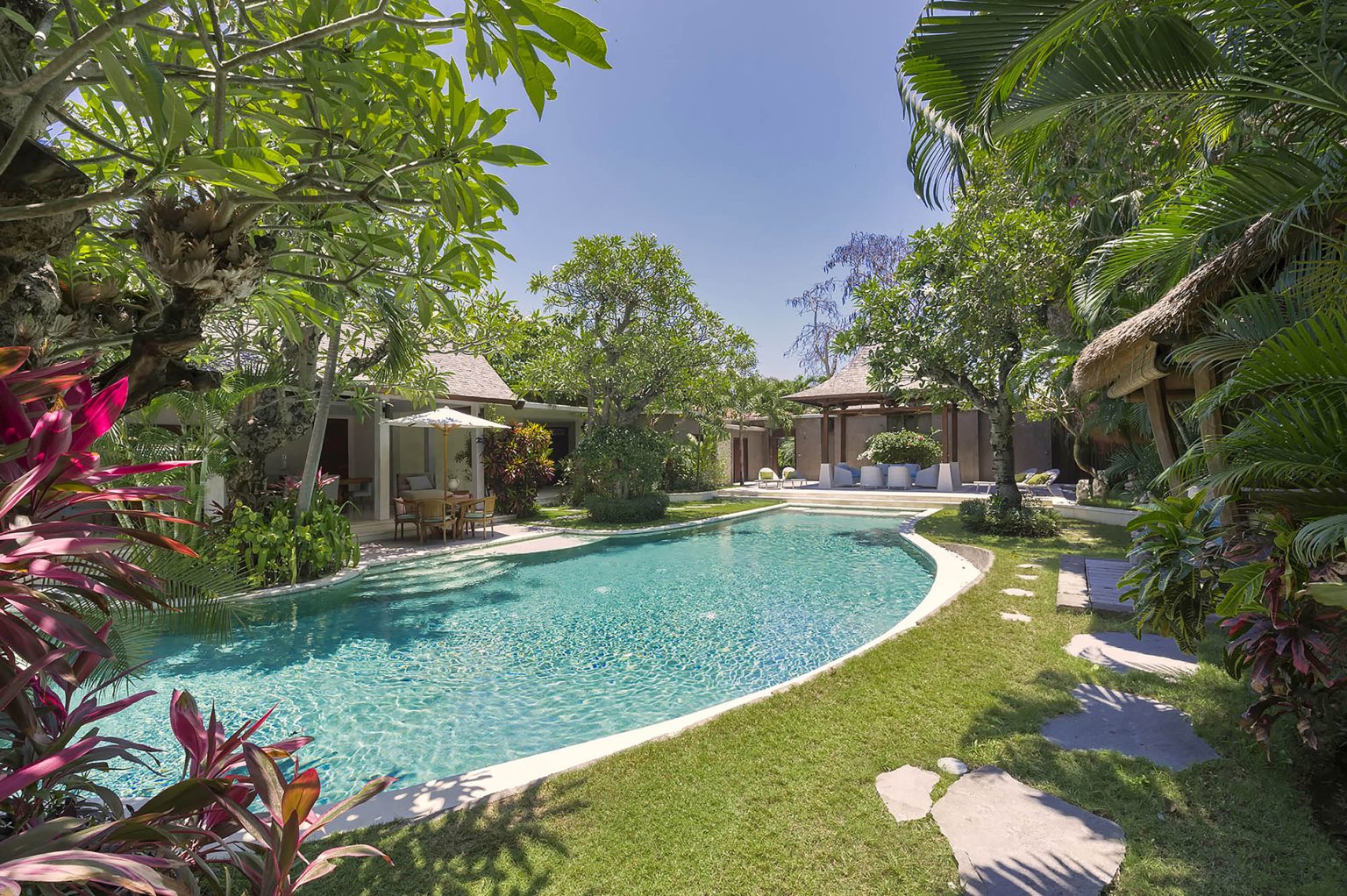 Villa Kyah, Seminyak 3 bedroom villa for up to 6 guest, Bali — image 16