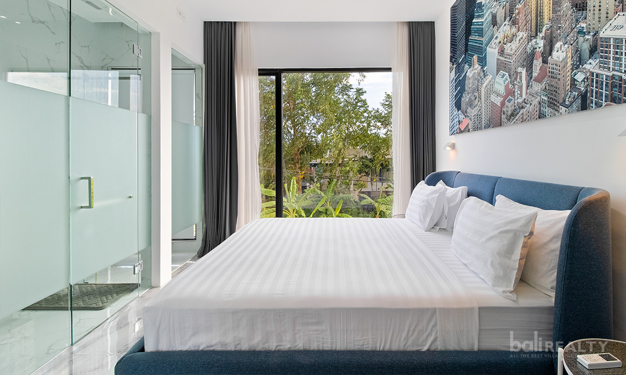 Modern Two-Bedroom Villa with Jacuzzi, 35-Year Lease, Proximity to Pererenan Beach 2527 — image 8