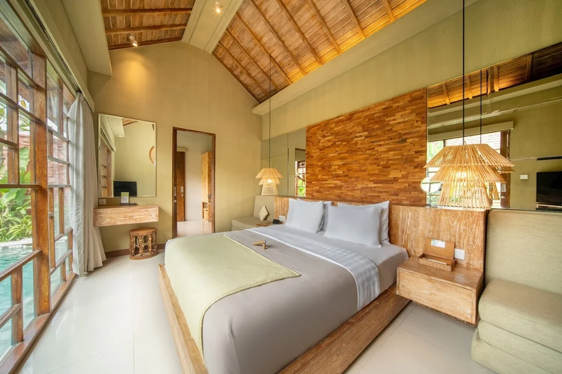 Romantic 1BR Pool Villa in Canggu – Perfect for Honeymooners — image 7
