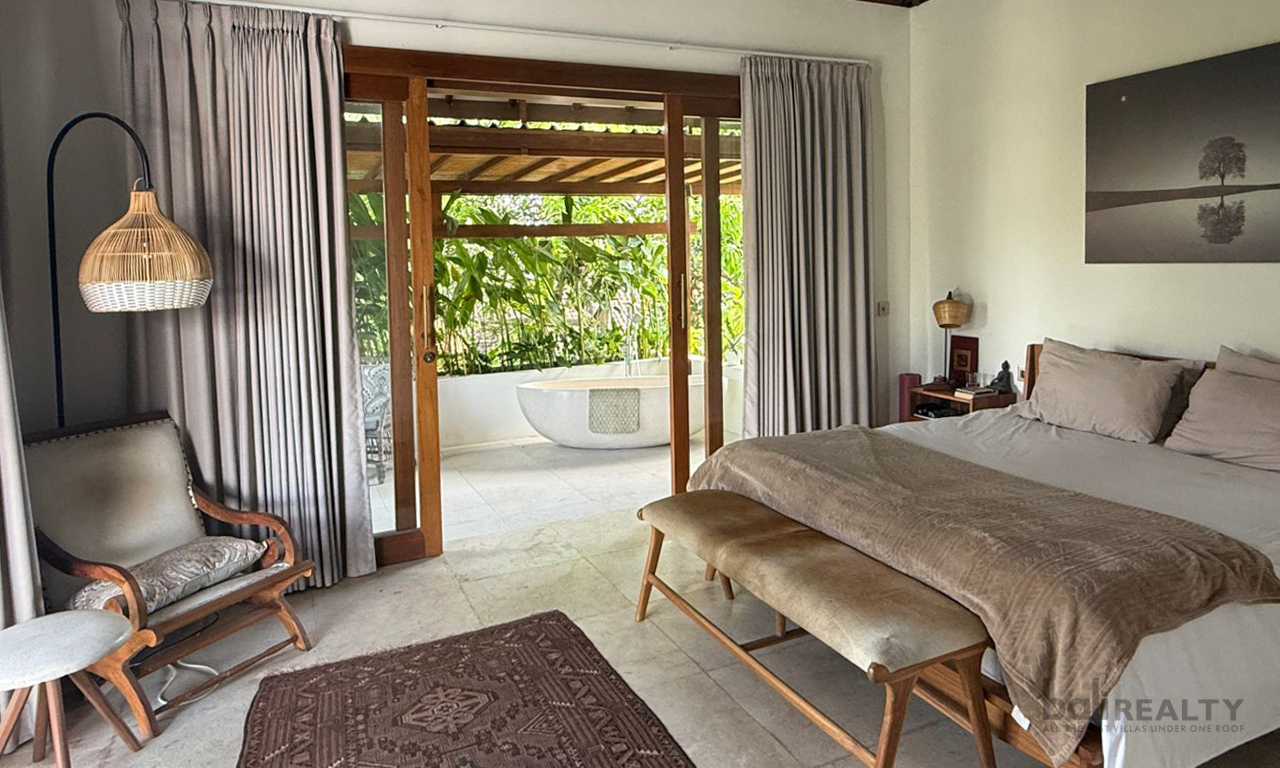 Two-Level 4-Bedroom Villa in Beachside Sanur – Mertasari Area 2945 — image 8