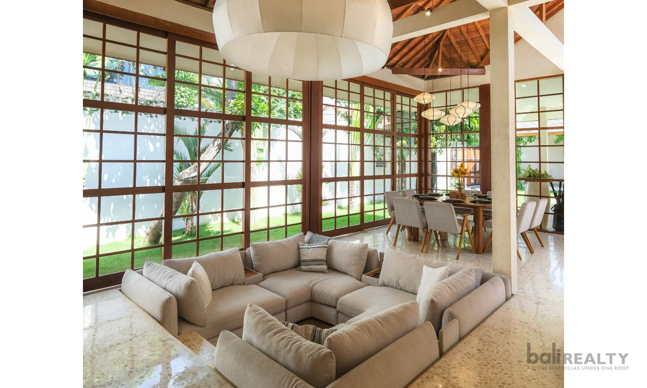 Spacious Japandi-Style Three-Bedroom Villa in Prime Seminyak – Long Lease and Great Investment Opportunity — image 5