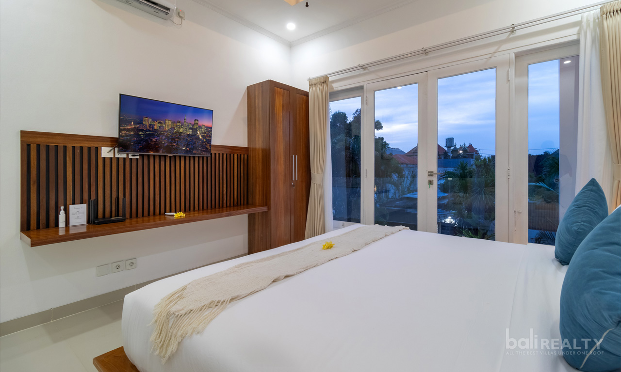 Two-Bedroom Monthly Villa in Seminyak – Fully Furnished and Great Location — image 14
