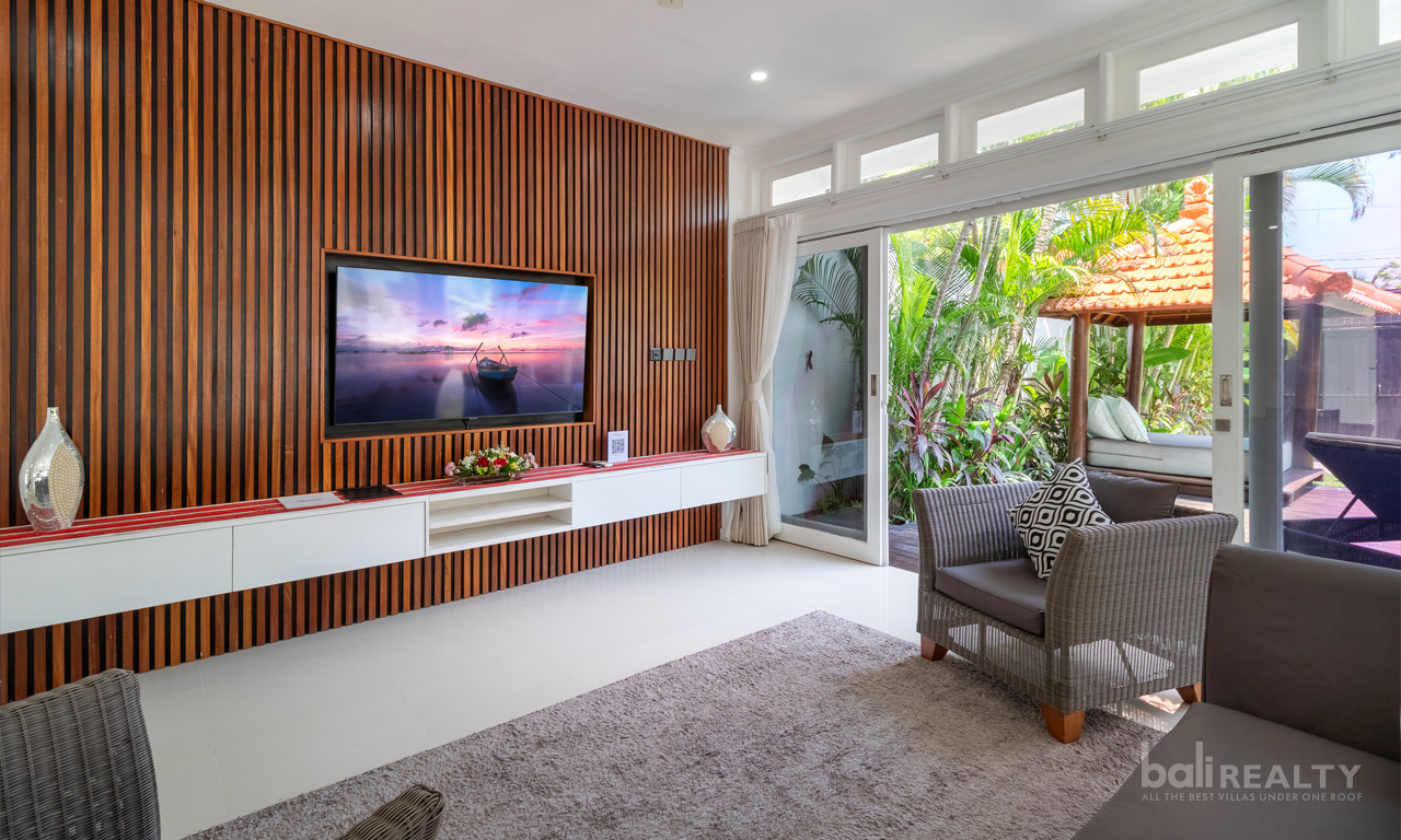 Two-Bedroom Monthly Villa in Seminyak – Fully Furnished and Great Location — image 7