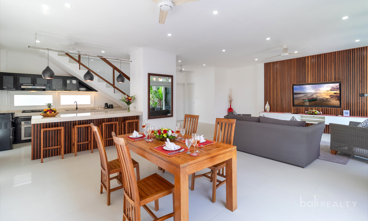 Two-Bedroom Monthly Villa in Seminyak – Fully Furnished and Great Location — image 8