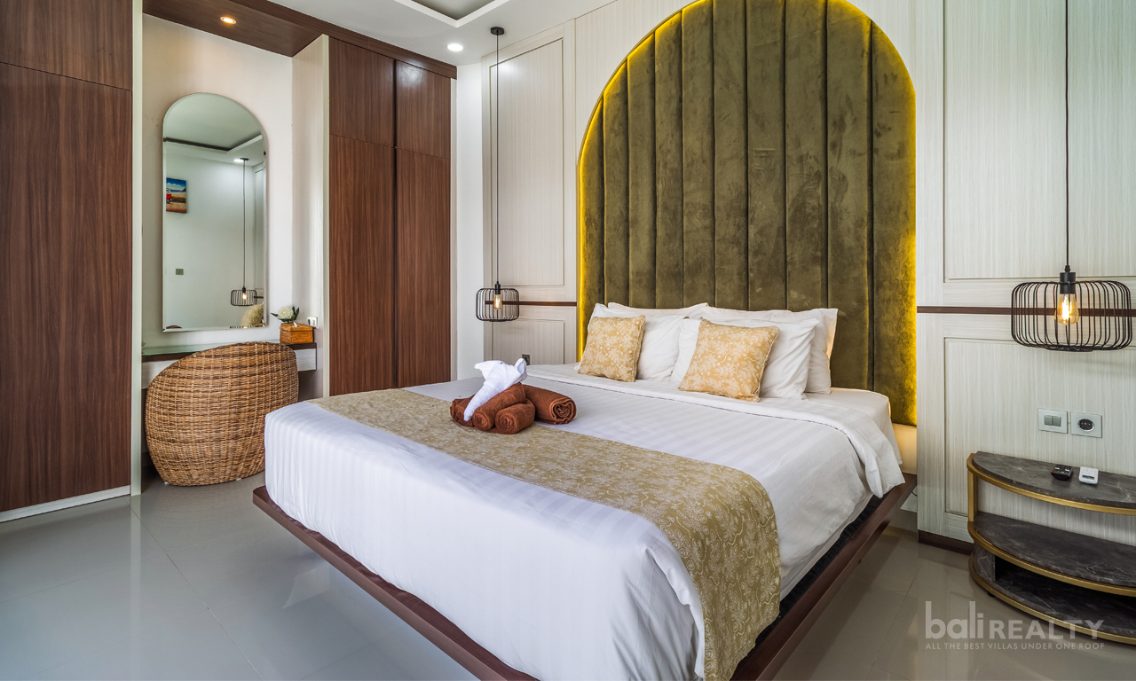 Two-Bedroom Chic Villa in Trendy Seminyak Area: Turnkey Investment 2944 — image 7