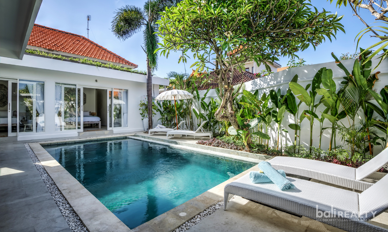 Two-Bedroom Villa Monthly & Yearly Rental – Central Seminyak 2996