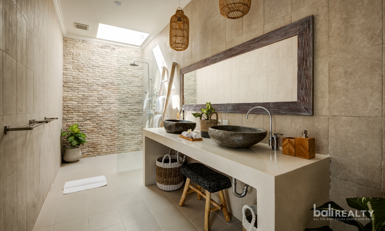 Two-Bedroom Villa Monthly & Yearly Rental – Central Seminyak 2996 — image 12