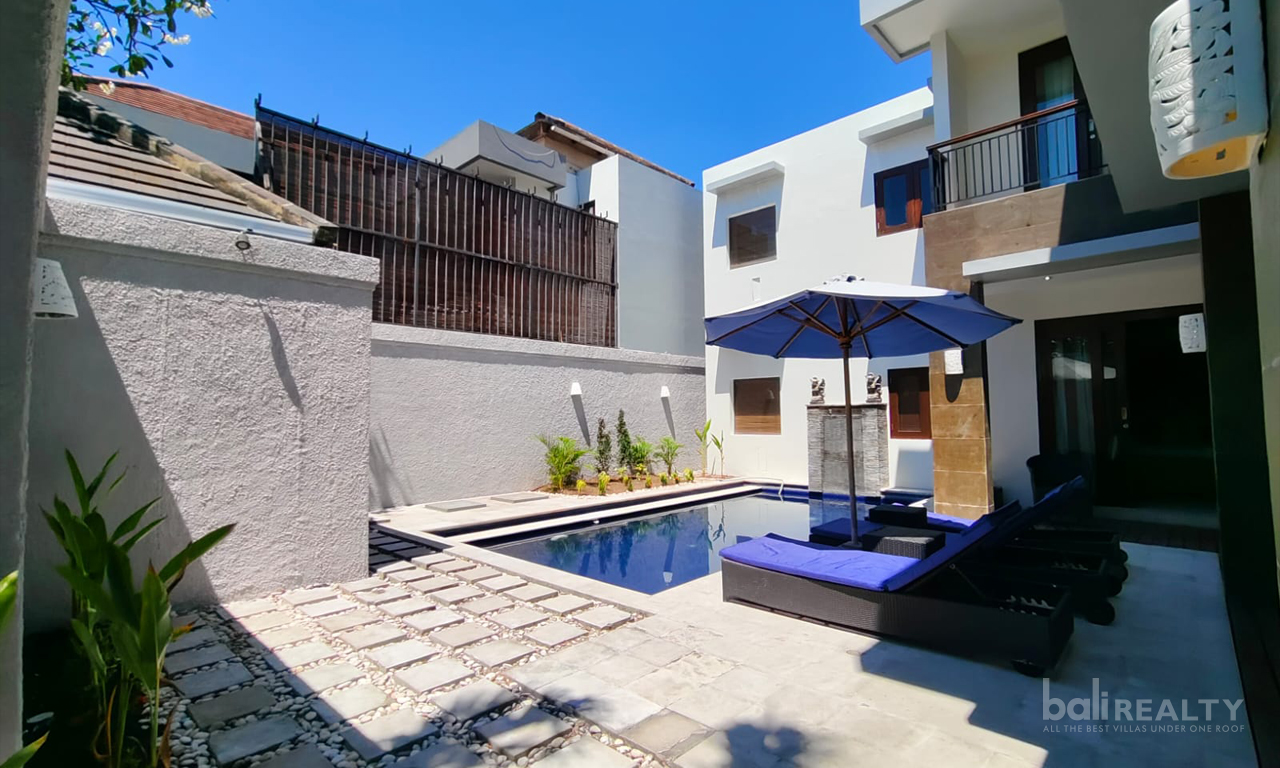 Spacious 3-Bedroom Yearly Rental in Prime Seminyak Location 3008 — image 3