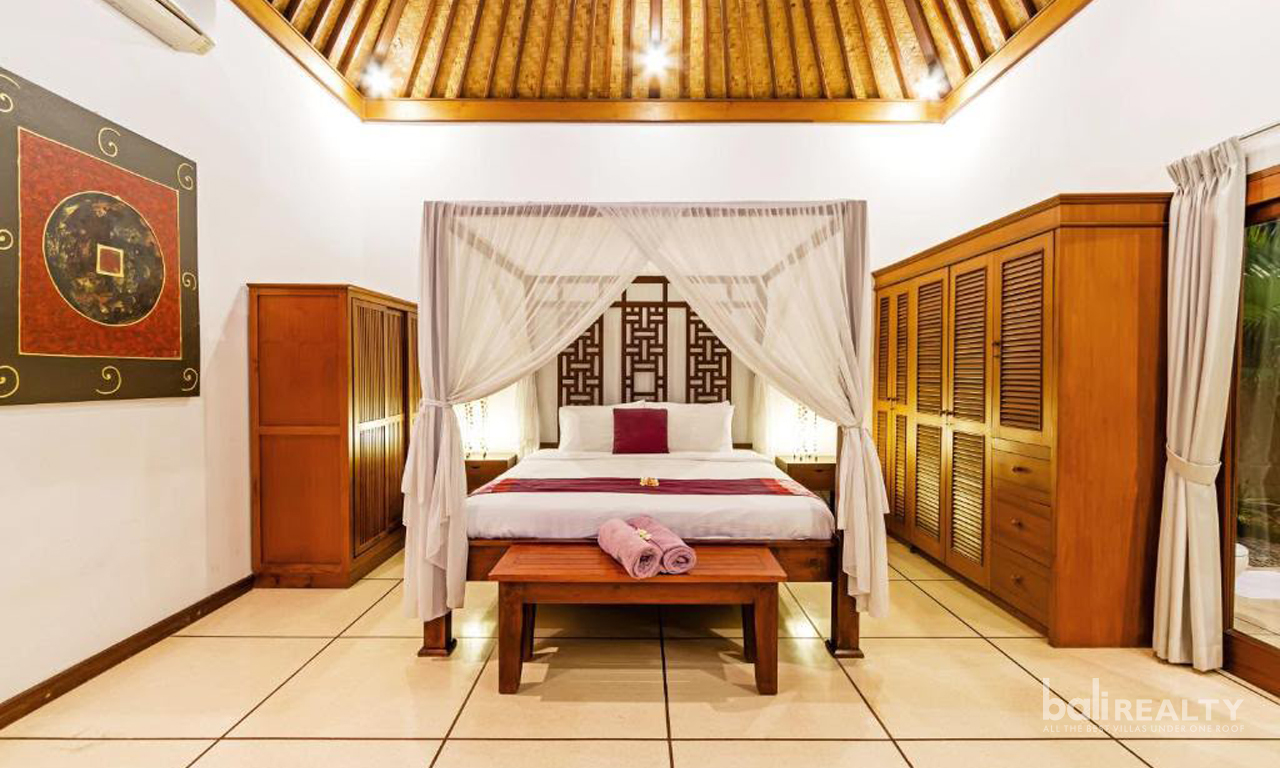 Spacious 3-Bedroom Villa in Prime Seminyak for Long-Term Rental 3011 — image 10