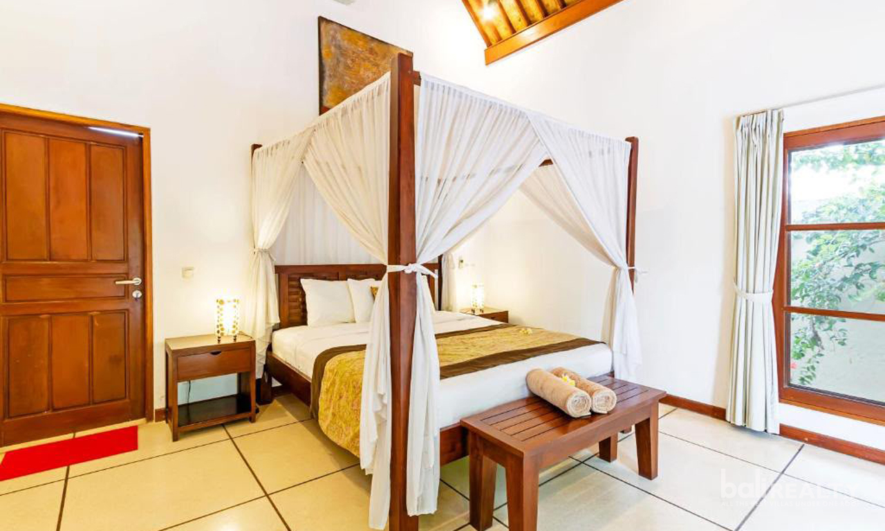 Spacious 3-Bedroom Villa in Prime Seminyak for Long-Term Rental 3011 — image 12