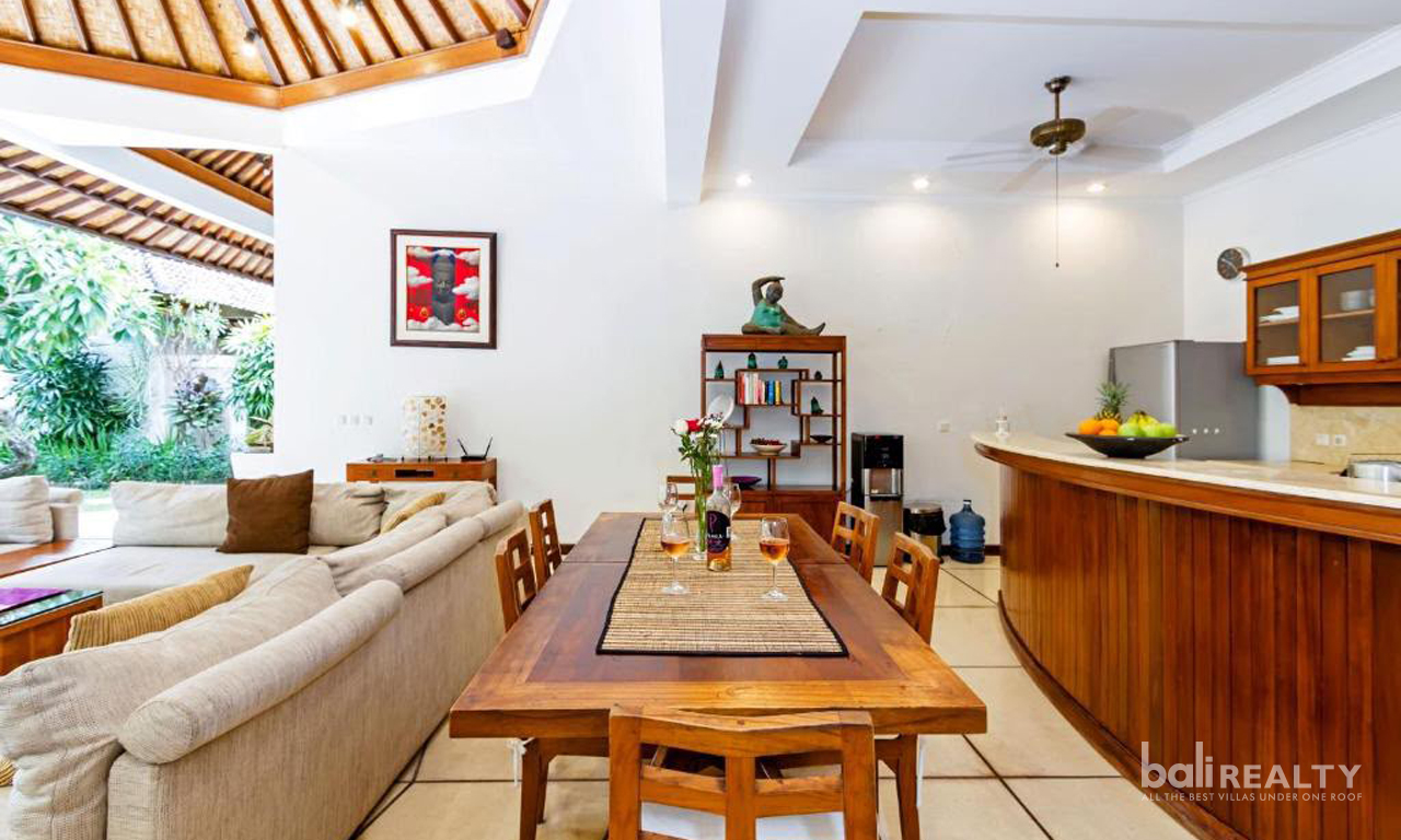 Spacious 3-Bedroom Villa in Prime Seminyak for Long-Term Rental 3011 — image 6