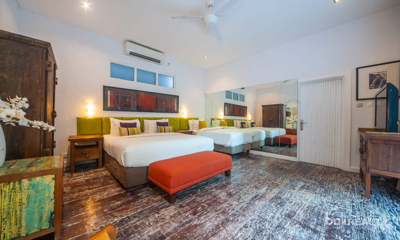 Spacious 4-Bedroom Villa for Yearly Rental Near Petitenget Beach, Seminyak 3019 — image 11