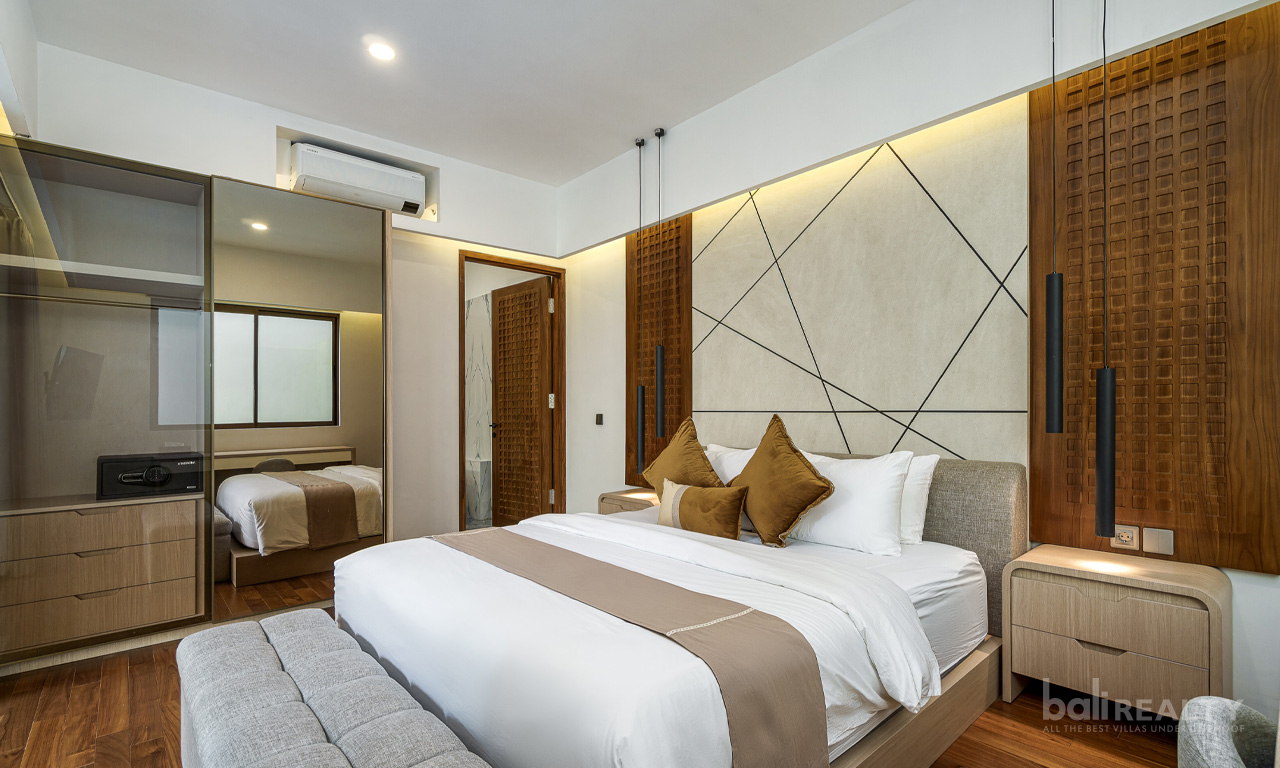 Brand New 2-Bedroom Villa for Monthly-Yearly Rental in Central Seminyak, Bali — image 4
