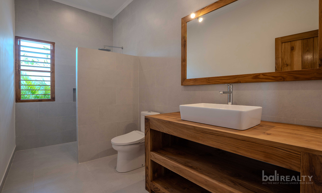 Newly Built Three-Bedroom Villas: Two Units with Long Lease in Seseh Residential Zone 2744 — image 14