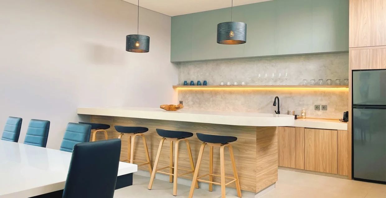 Spacious 3-Bedroom Tropical Villa in Seseh — image 6