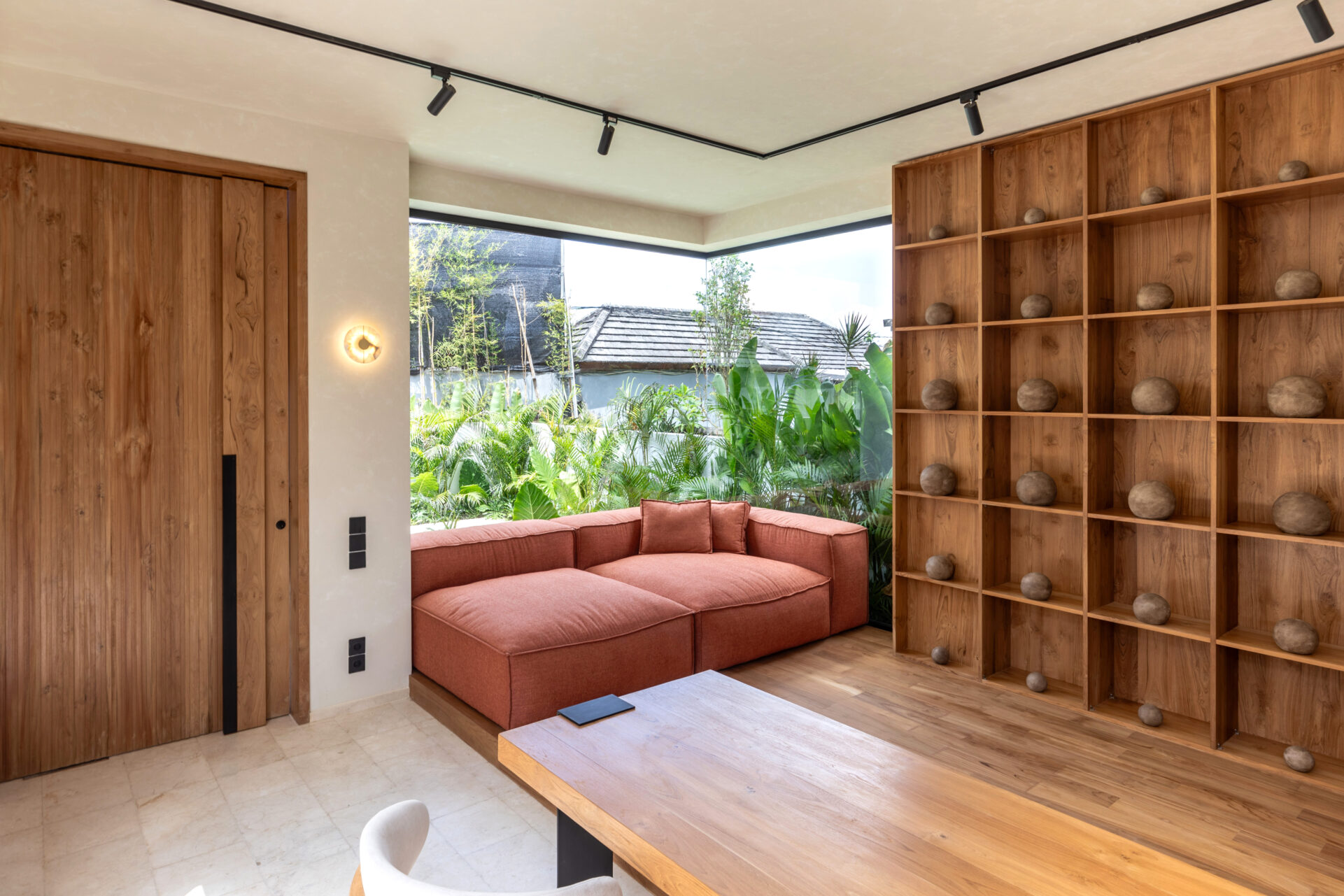 Stylish 2-Bedroom Japandi Villa for Long-Term Rent in Central Ubud — image 10
