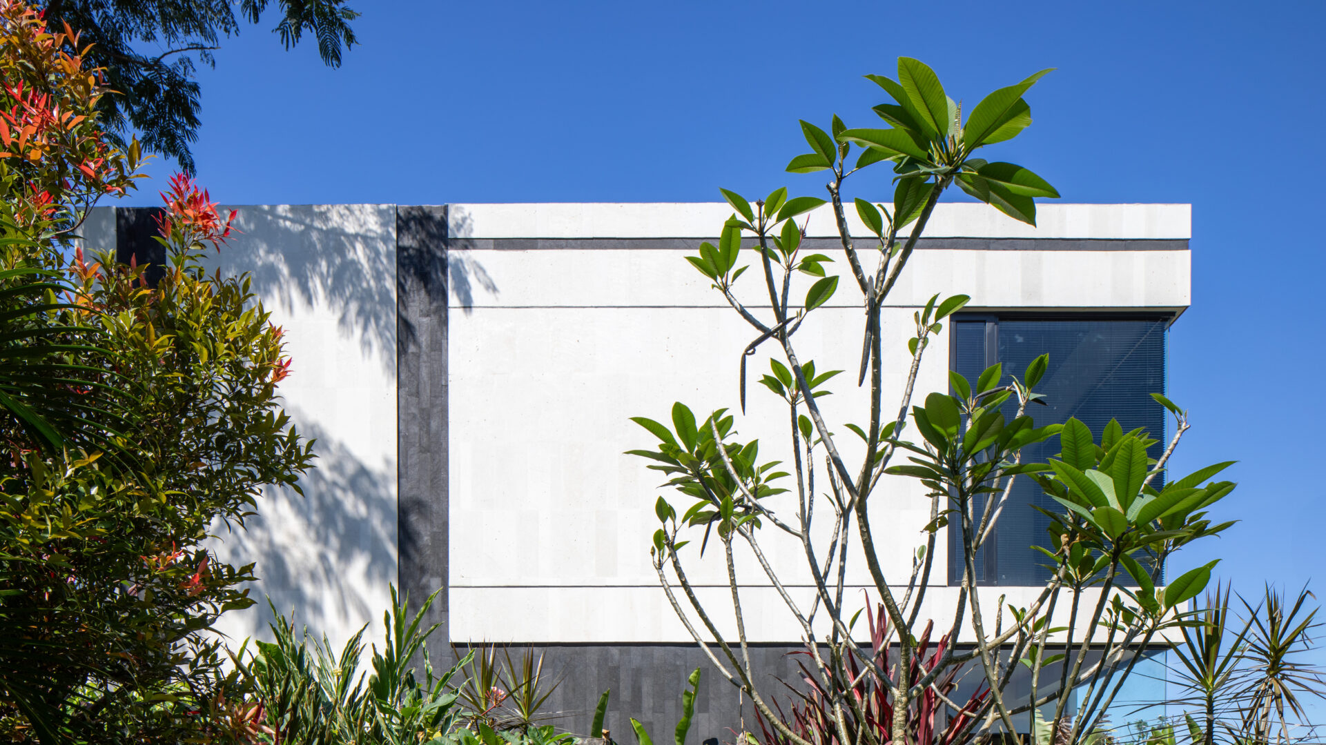 Stylish 2-Bedroom Japandi Villa for Long-Term Rent in Central Ubud — image 5