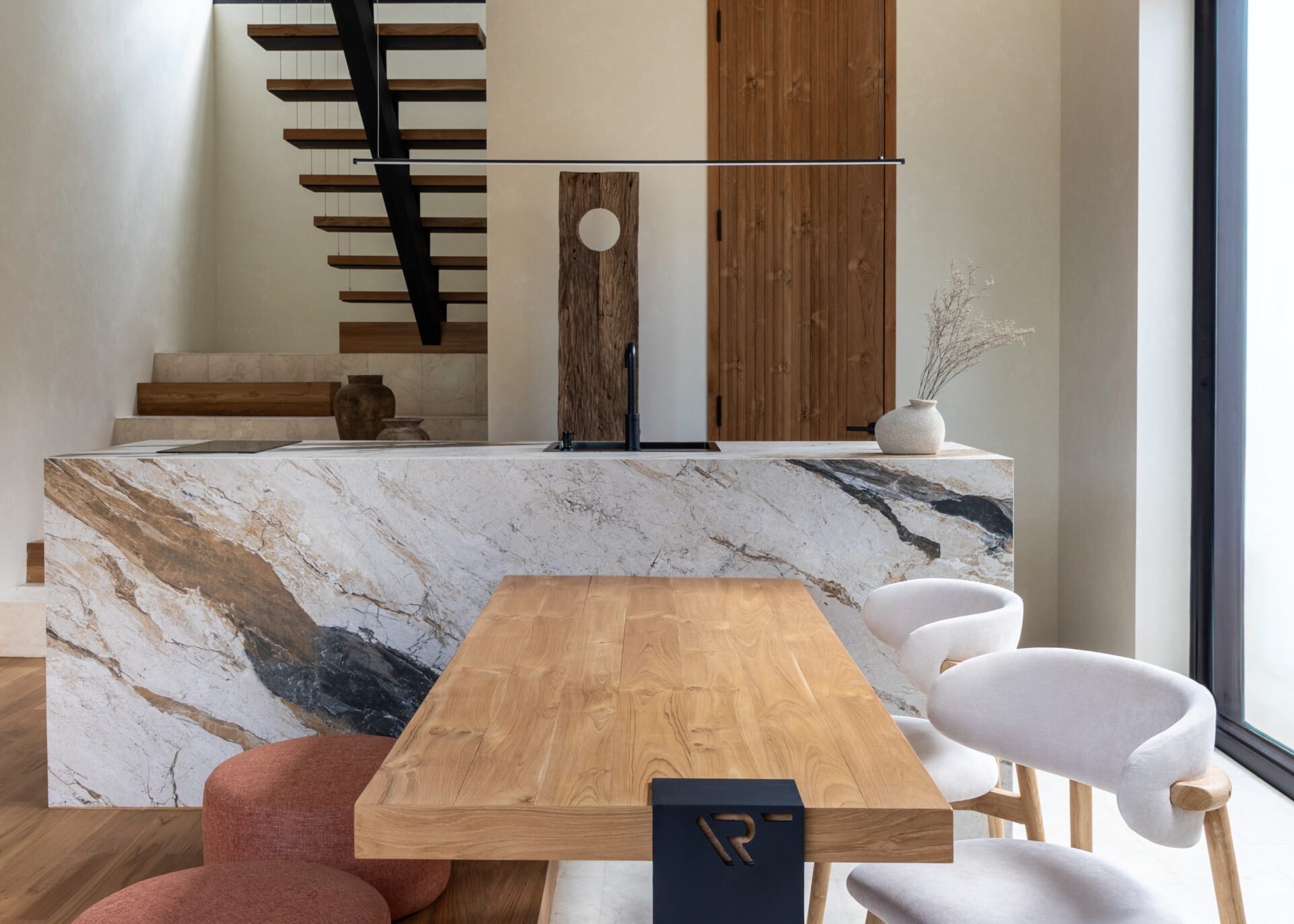 Stylish 2-Bedroom Japandi Villa for Long-Term Rent in Central Ubud — image 16
