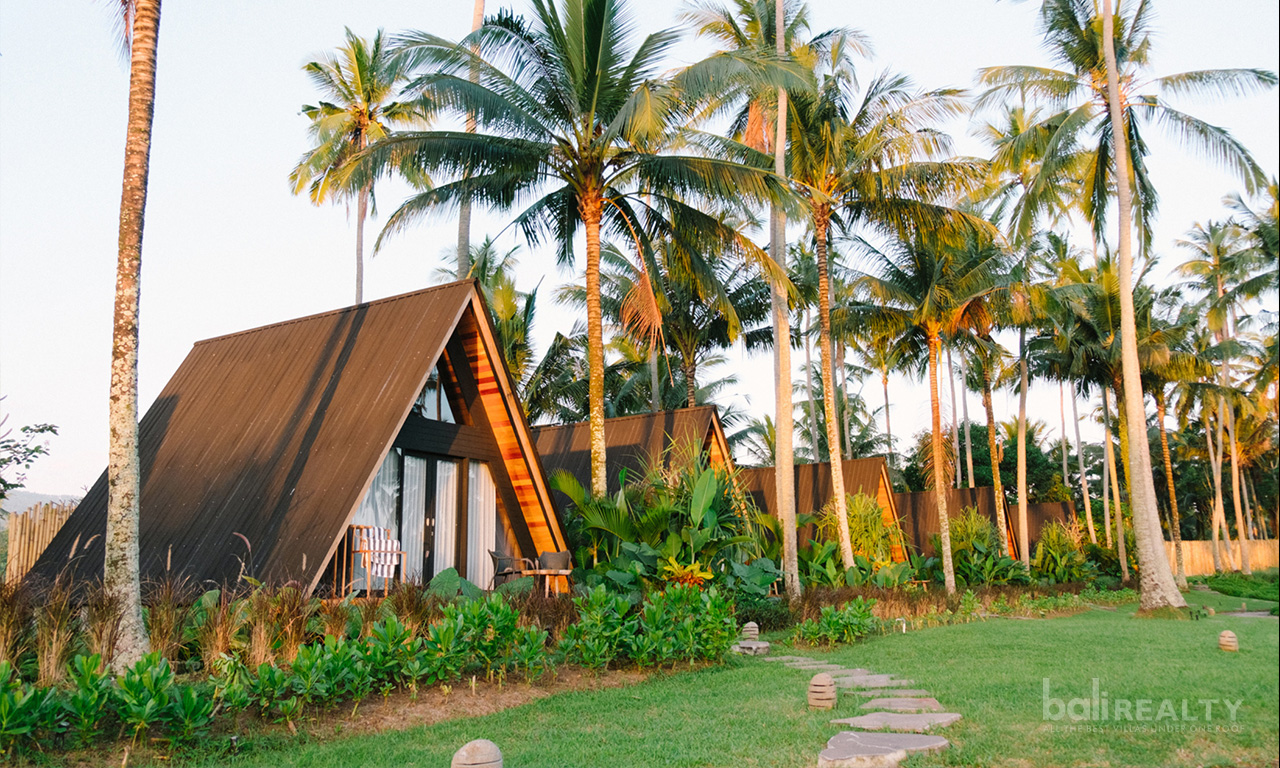 Eco-Friendly Beachside Resort with Outstanding Rental History in Booming Balian Beach 2683 — image 2