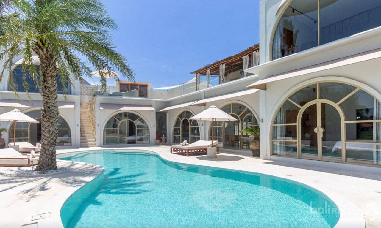 Turnkey Five-Bedroom Mediterranean Villa in Cepaka: Ideal for Bali home or Investment